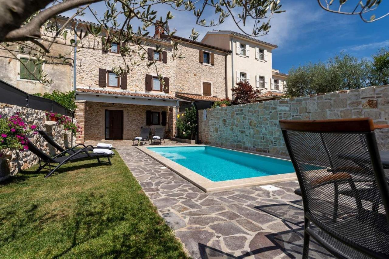 Villa Stonehouse Umag Exterior foto